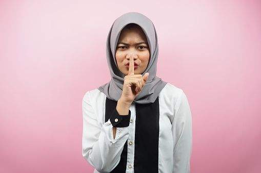 5 Chủ Đề Nhạy Cảm Bạn Không Nên Nhắc Đến Khi Buôn Chuyện Nơi Công Sở 7 gossip