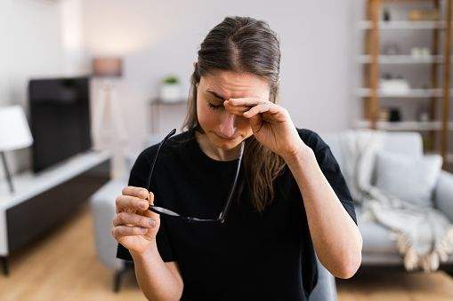 5 Chủ Đề Nhạy Cảm Bạn Không Nên Nhắc Đến Khi Buôn Chuyện Nơi Công Sở 9 buon chuyen noi cong so