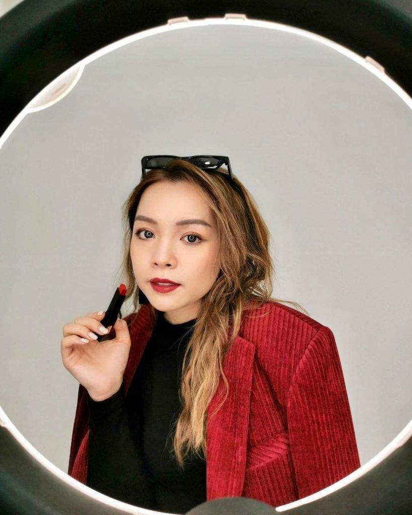 beauty blogger