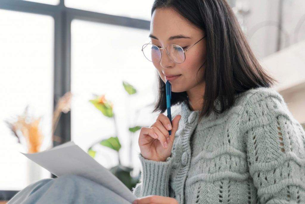 Bí Kíp Cải Thiện 4 Kỹ Năng Tiếng Anh Đơn Giản Mà Hiệu Quả 17 Viết và rà soát lỗi cẩn thận để kỹ năng viết tốt hơn.