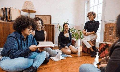 Có Nên Tham Gia Câu Lạc Bộ Không? Những Lợi Ích Khi Tham Gia Câu Lạc Bộ Ở Đại Học 6 Không tham gia câu lạc bộ ở đại học