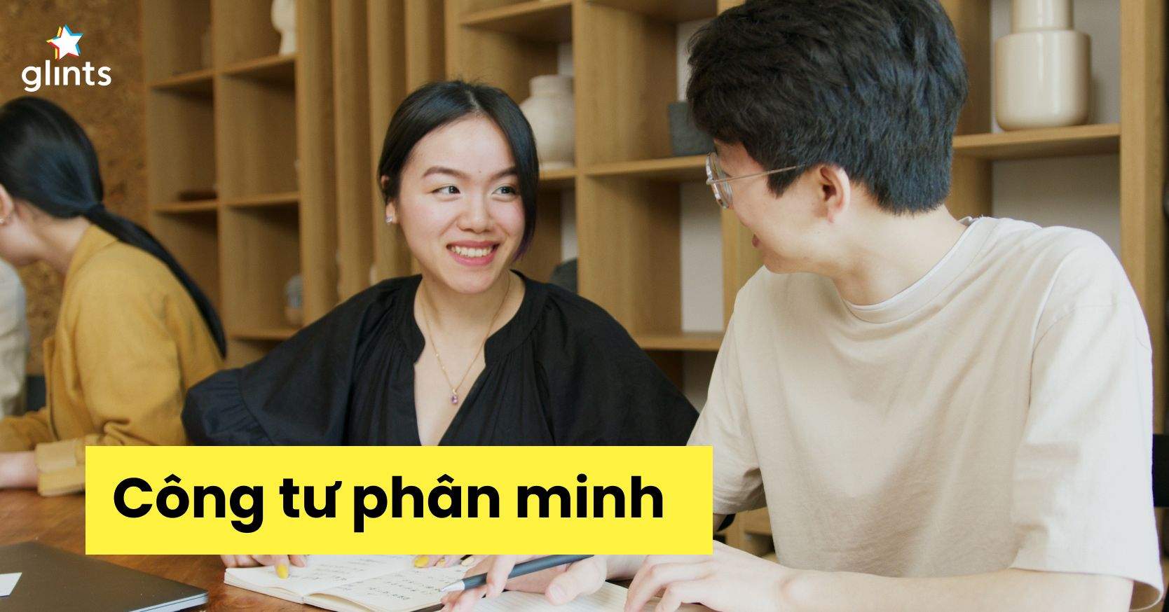 Công Tư Phân Minh Là Gì? Làm Sao Để Rạch Ròi Công Tư Chốn Công Sở