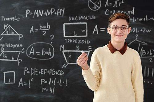 Học Giỏi Toán Lý Hoá Thì Nên Theo Đuổi Ngành Gì? 3 hoc-gioi-toan-ly-hoa-lam-nghe-gi