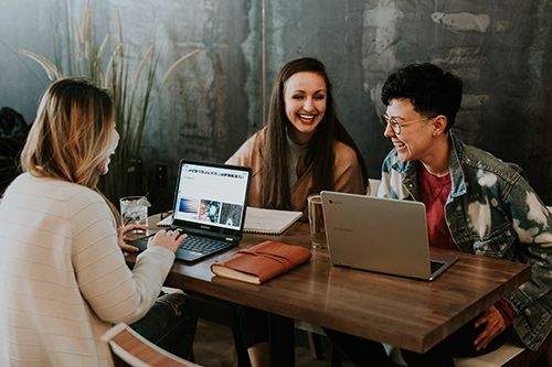 học xã hội học ra làm nghề gì