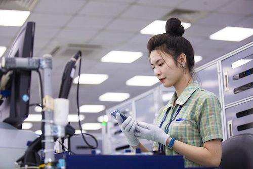 Lương Của Nhân Viên Samsung – Đãi Ngộ Và Môi Trường Làm Việc Chất Lượng Hàng Đầu 7 Sumsung dành nhiều chính sách tốt cho người lao động