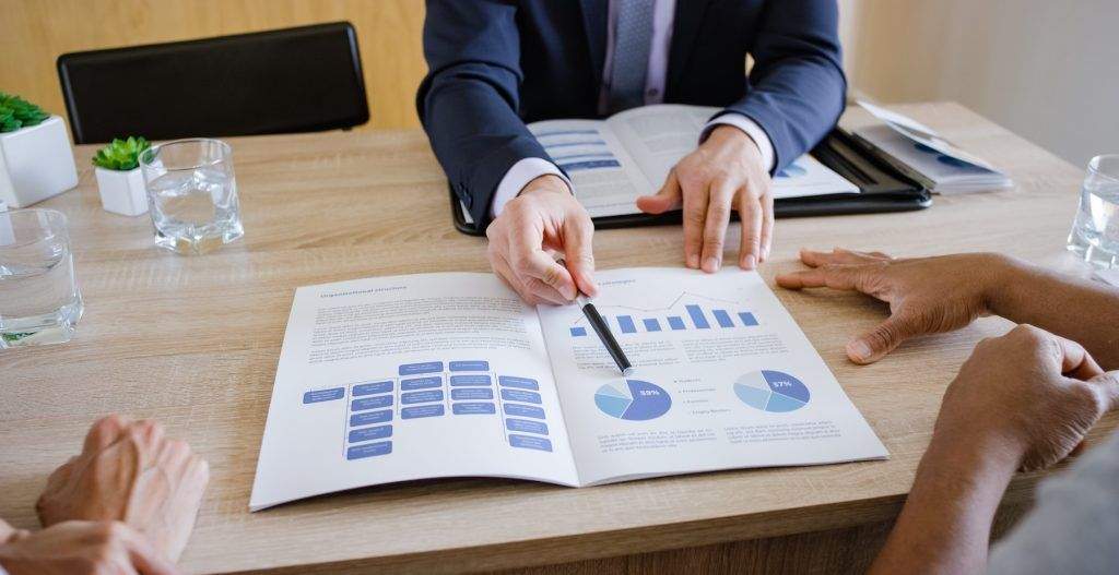 Nhân Viên Tín Dụng Là Gì? Công Việc & Một Số Rủi Ro Khi Làm Tín Dụng Ngân Hàng 6 công việc nhân viên tín dụng ngân hàng là gì