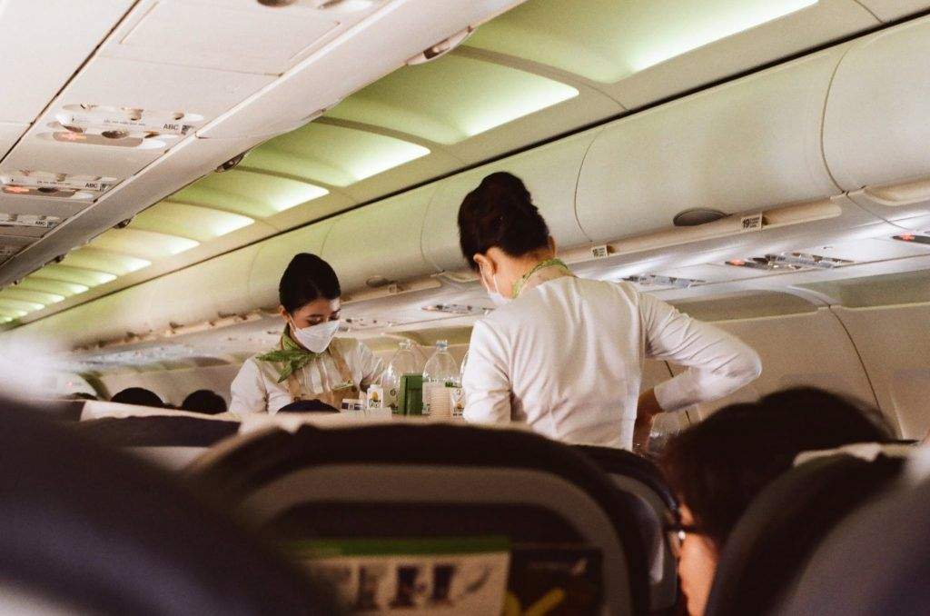 Tiếp Viên Hàng Không Học Ngành Gì? Top Trường Đào Tạo Tiếp Viên Hàng Không Hàng Đầu 9 tiep vien hang khong hoc nganh gi top truong dao tao tiep vien hang khong hang dau 65c826095a021