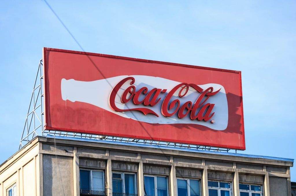 Quảng Cáo OOH Là Gì? Các Hình Thức Quảng Cáo Ngoài Trời Ấn Tượng 8 billboard marketing ooh