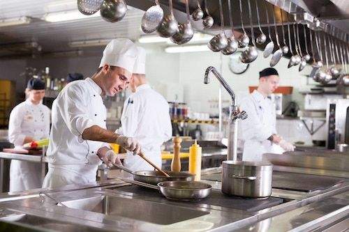 Giải Mã Chi Tiết Các Bộ Phận Trong Khách Sạn 6 giai ma chi tiet cac bo phan trong khach san 65c8216f6b774